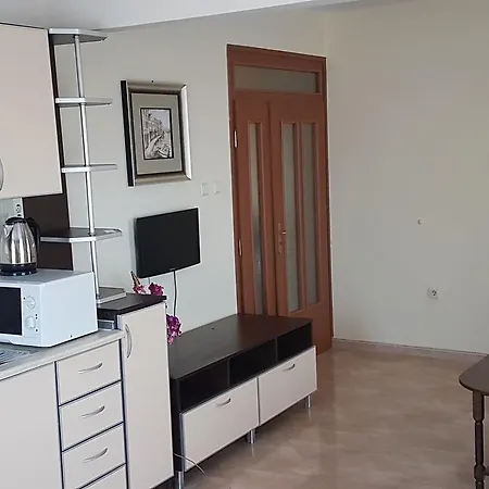Tashevi * بوموري